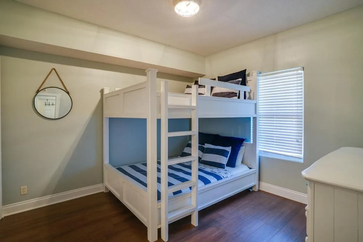 Calypso 1401E 3Br 3Ba Corner Unit Direct Gulf Front High Demand Apartment Panama City Beach