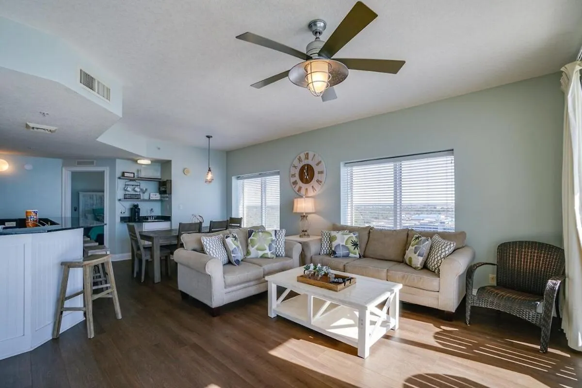 Calypso 1401E 3Br 3Ba Corner Unit Direct Gulf Front High Demand Apartment Panama City Beach United States