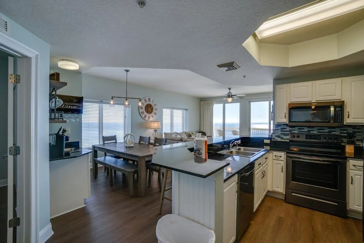 Calypso 1401E 3Br 3Ba Corner Unit Direct Gulf Front High Demand Apartment Panama City Beach